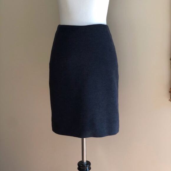 Akris Punto Jersey Mini Navy Pencil Skirt - Sz 2 - Picture 3 of 7